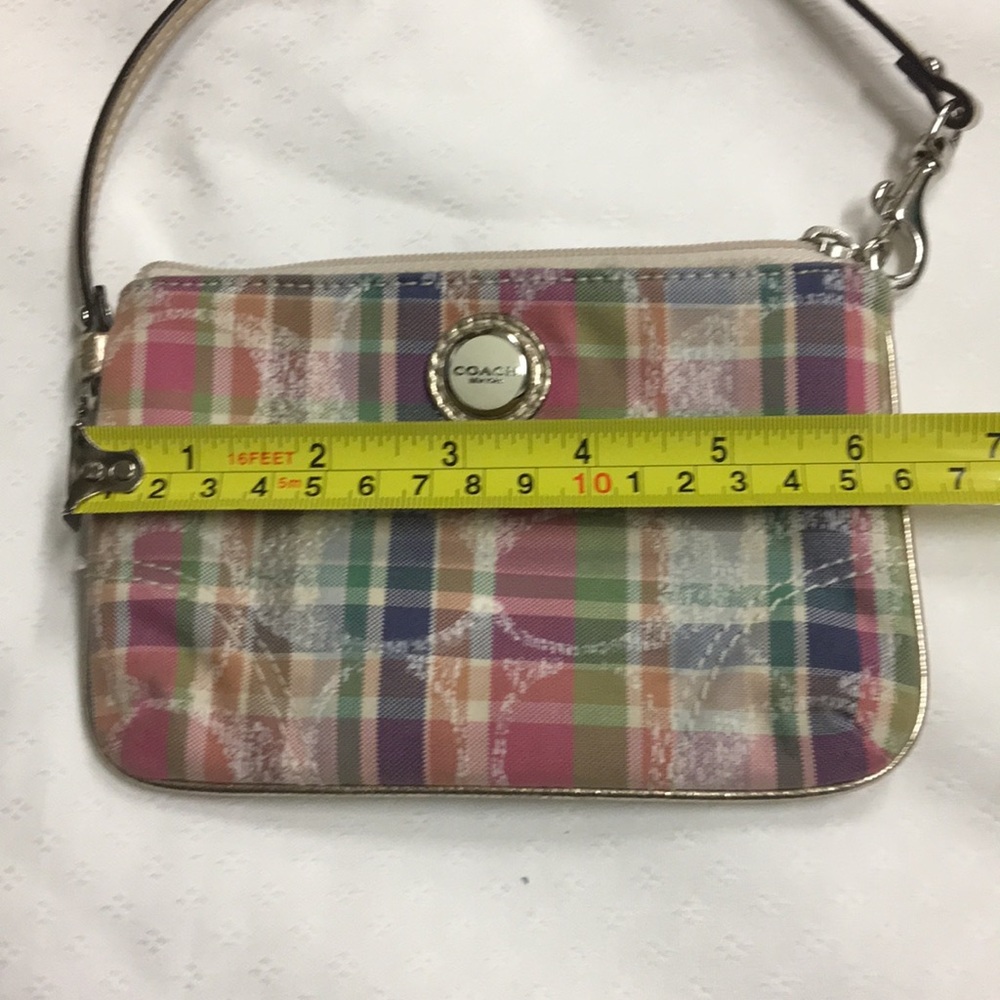 Coach wristlet - Picture 6 of 8
